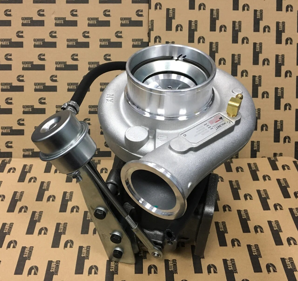 Турбокомпрессор (турбина) Holset HX35W на Cummins 6BT и BTAA 5.9