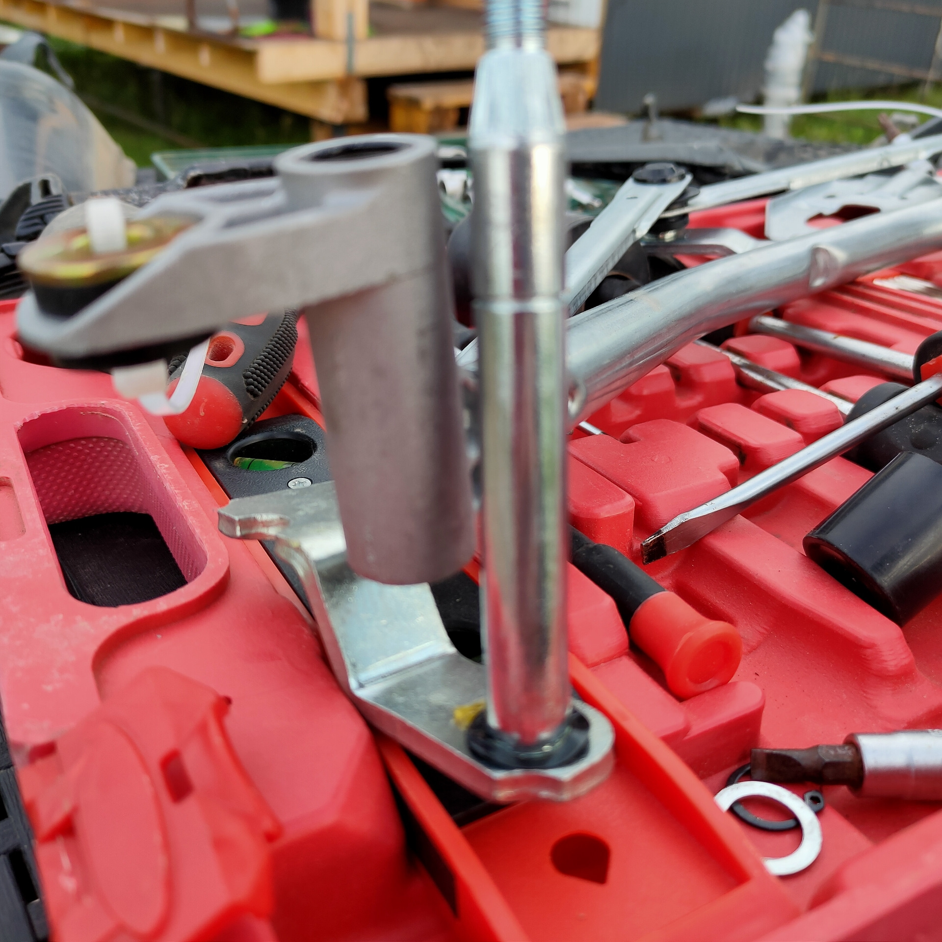 Замена трапеции дворников — Volkswagen Polo Mk4F, 1,4 л, 2009 года ...