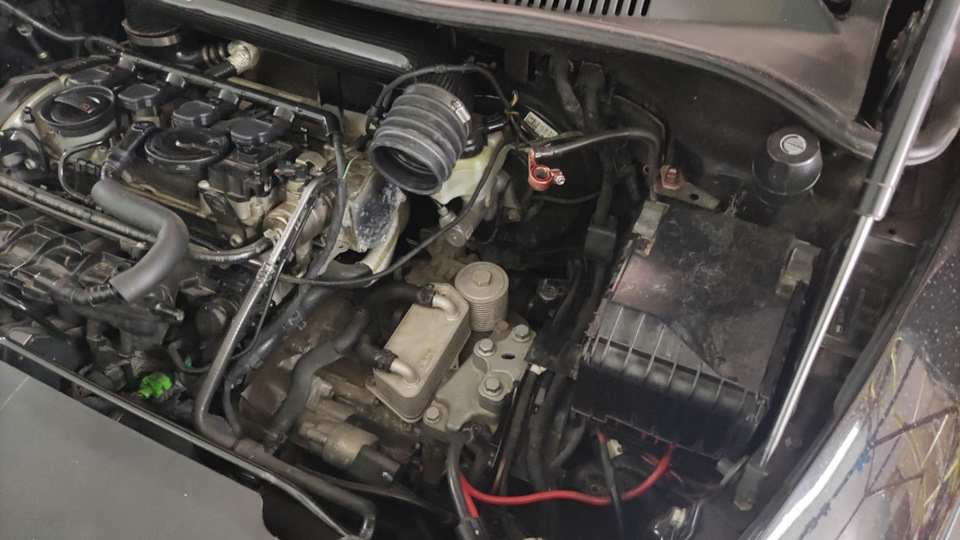 Замена масла в дсг, угловом редукторе, замена салонного и чистка ...