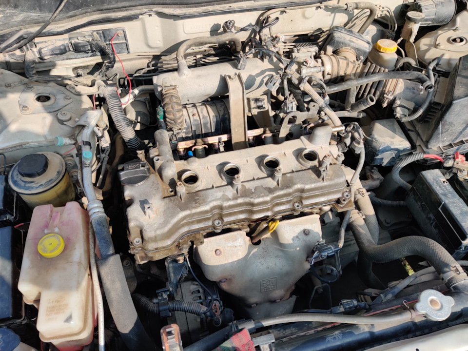 Замена прокладки КК+КВКГ+Фазика+Свечных колодцев. — Nissan Almera ...