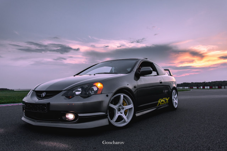 Acura RSX розовая