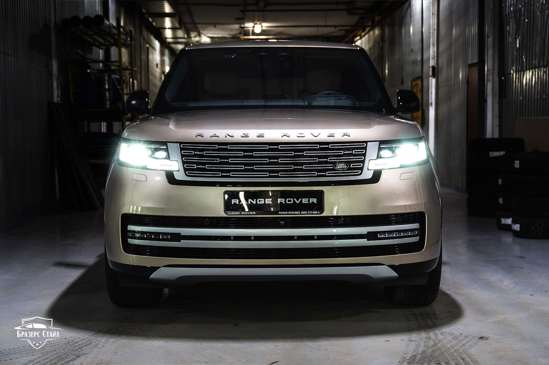 Антигравийная защита Range Rover глянцевым полиуретаном Deltaskin Moleckula  — Brothers-Style на DRIVE2