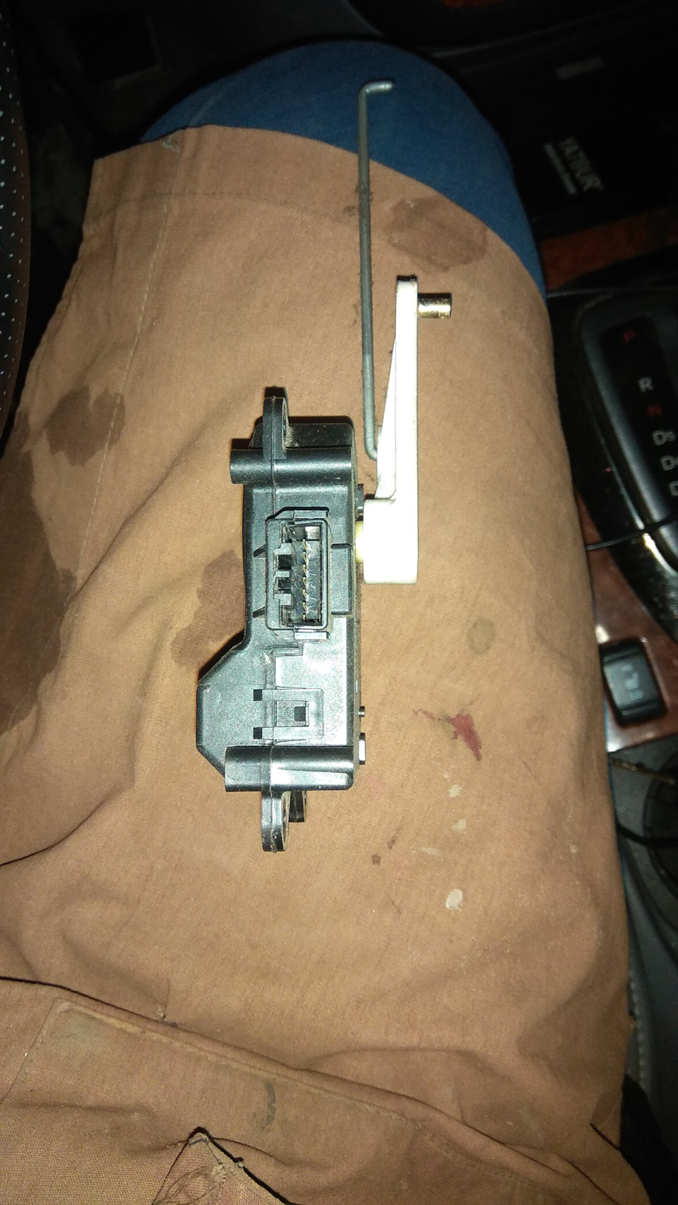 20) Сервопривод печки — Acura MDX (1G), 3,5 л, 2004 года | своими ...