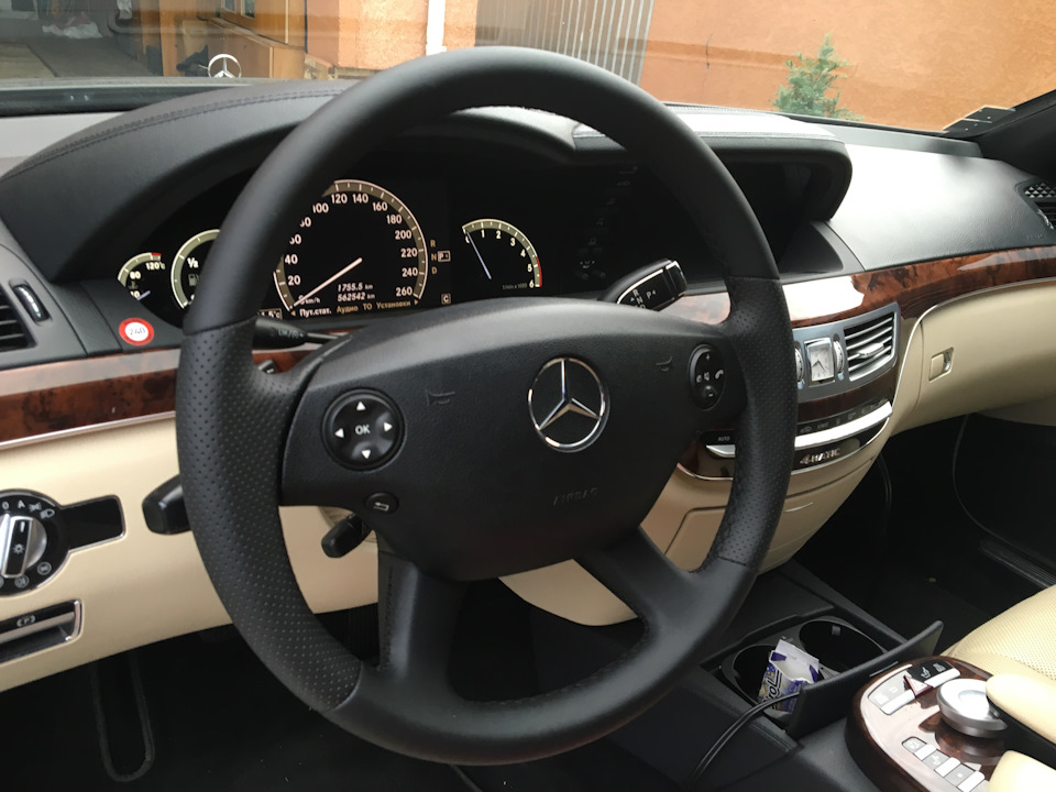 Как снять руль w221 Перетяжка руля часть 2 - Mercedes-Benz S-Class (W221), 3,2 л, 2009 года стайлинг