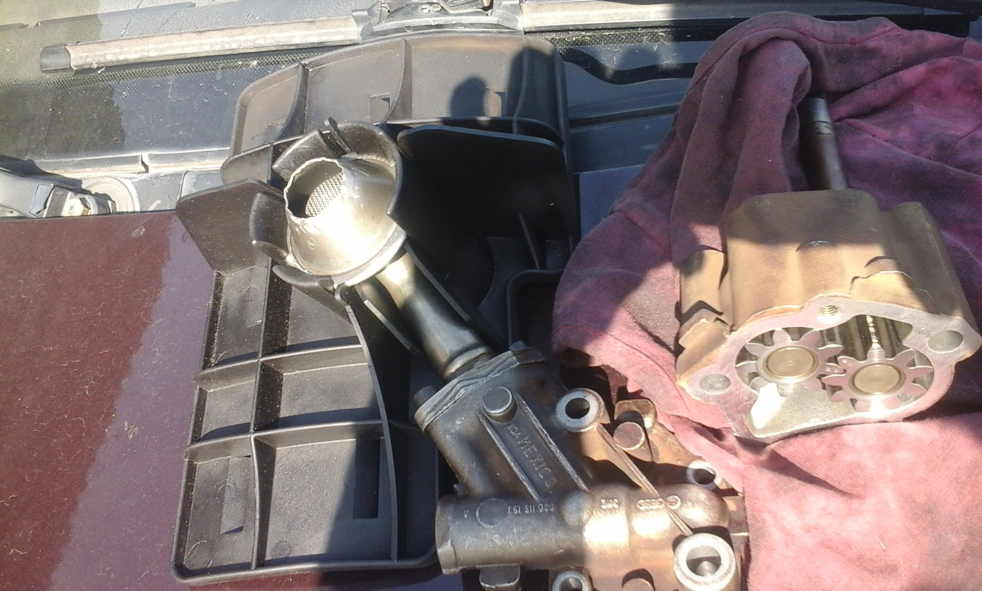 чистка маслоприемника — Volkswagen Passat B3, 1,8 л, 1992 года | своими ...