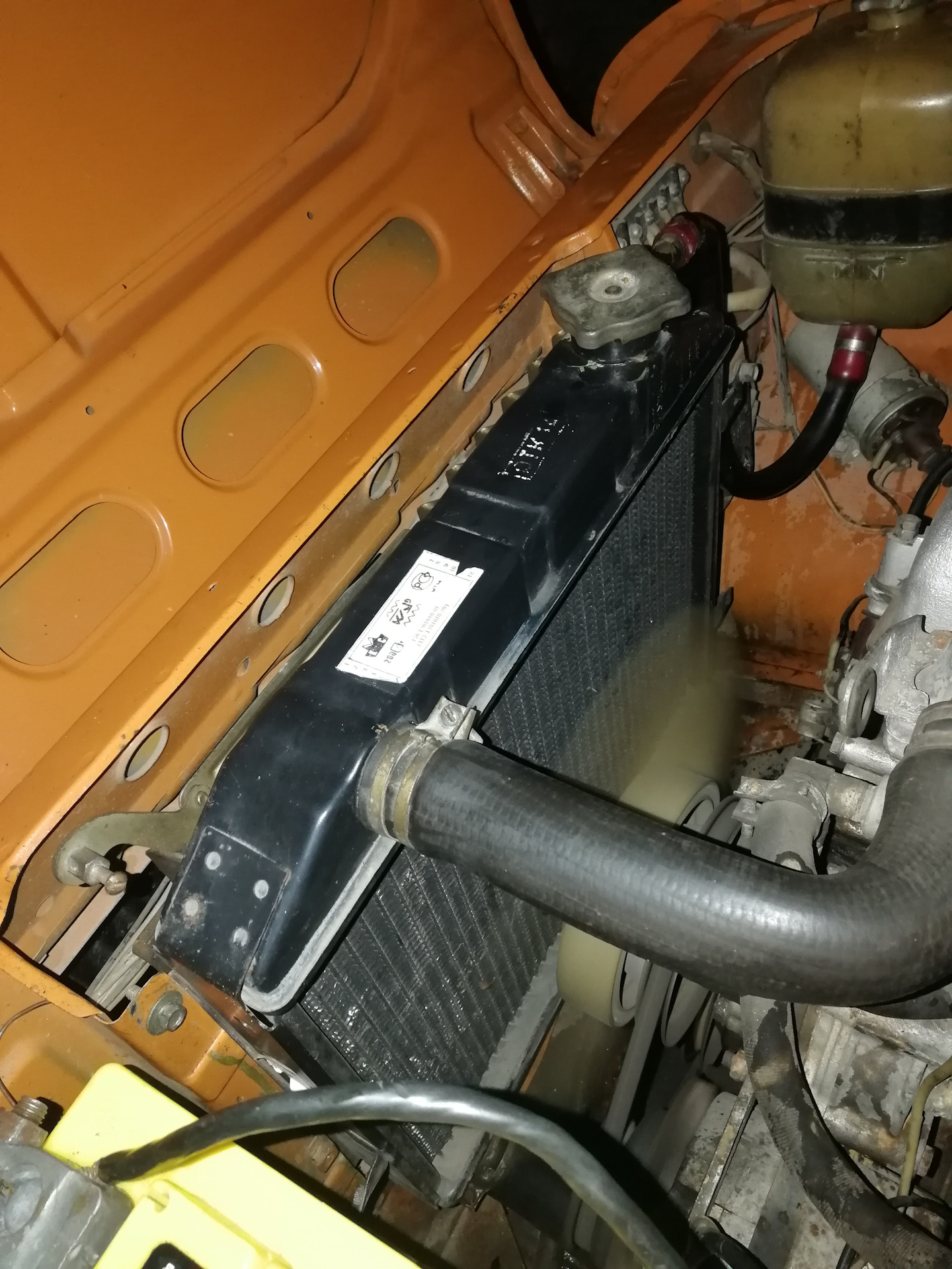 Заметна радиатора, тосола, патрубков… радиатора, тосола, патрубков ...