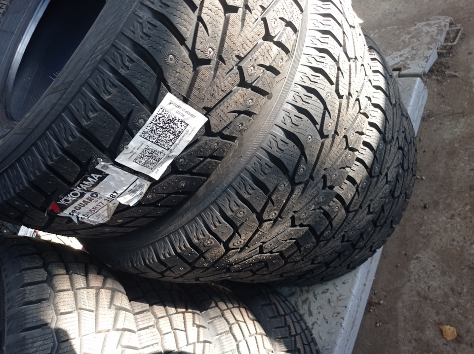 Viatti bosco s/t (v-526). Triangle ps01. Hankook winter i cept w605. Nittotherma spike 235/65 r17 108t. 235/65 r17.