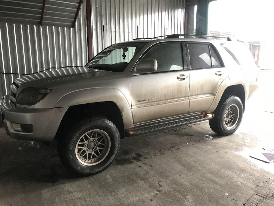 Вид на машине. — Toyota 4Runner (4G)