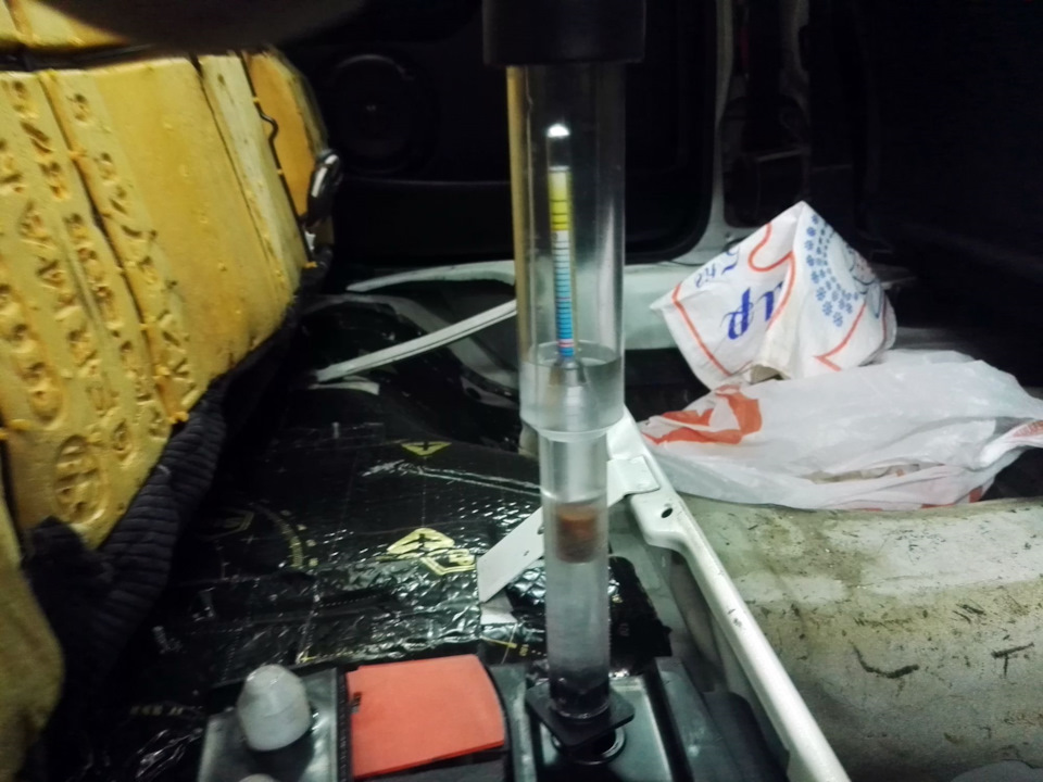 Фото в бортжурнале Audi 100 Avant (C4)