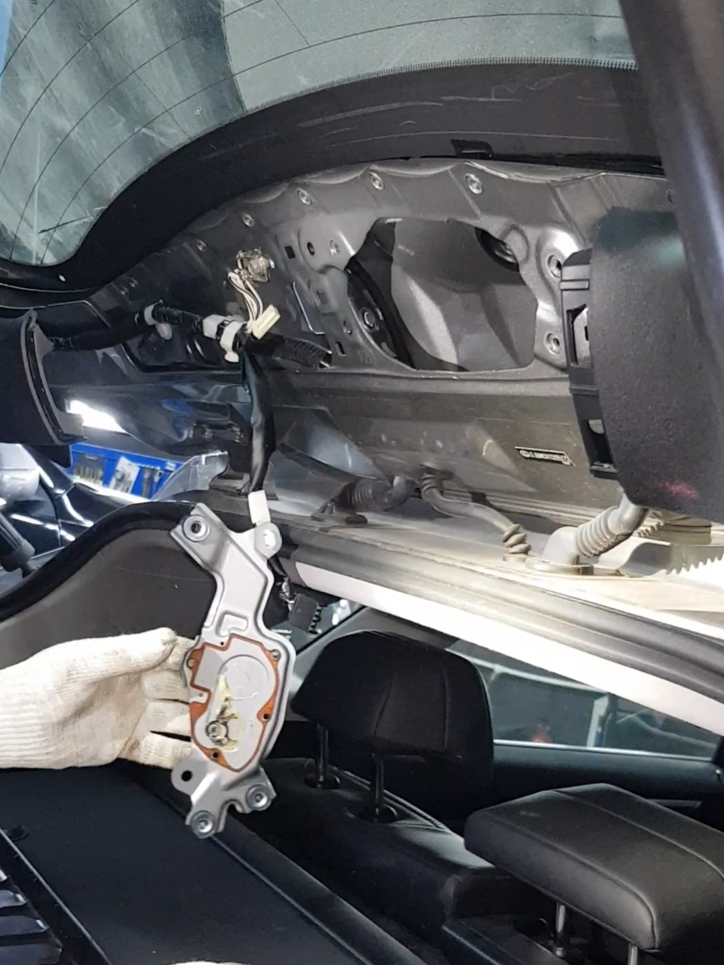 Ремонт автомобиля Lexus RX300, в Техцентре Коуш ВДНХ — Клубный ...