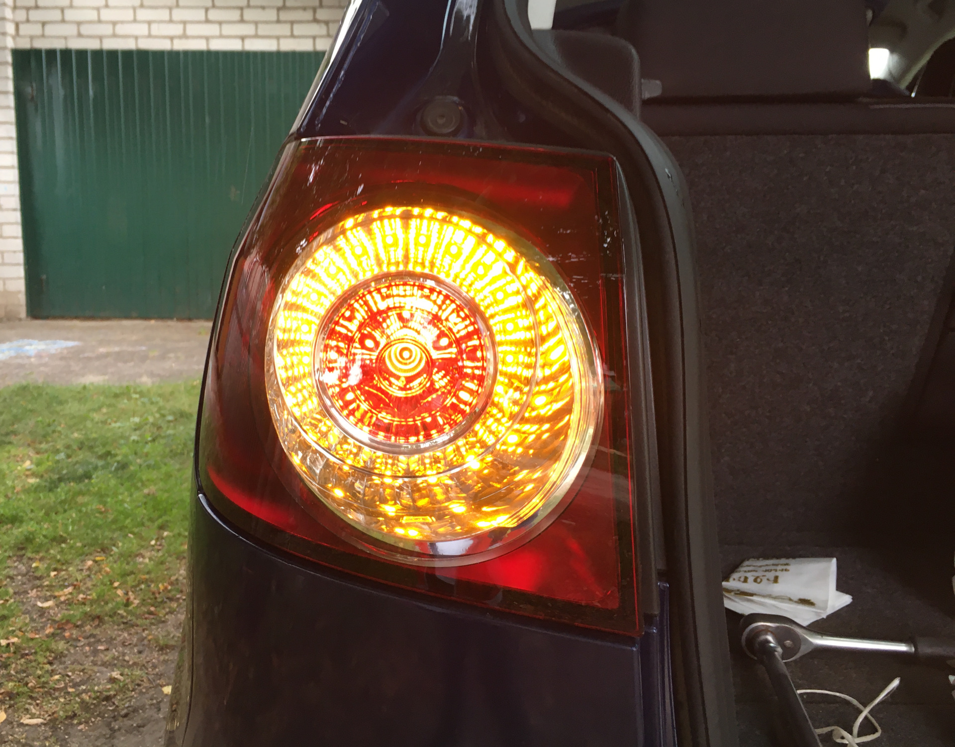 Depo 4411972l3ae. задний фонарь фольксваген гольф плюс. замена заднего стоп сигнала гольф 4. 441-1972l3ae. 5m0 945 095 n.