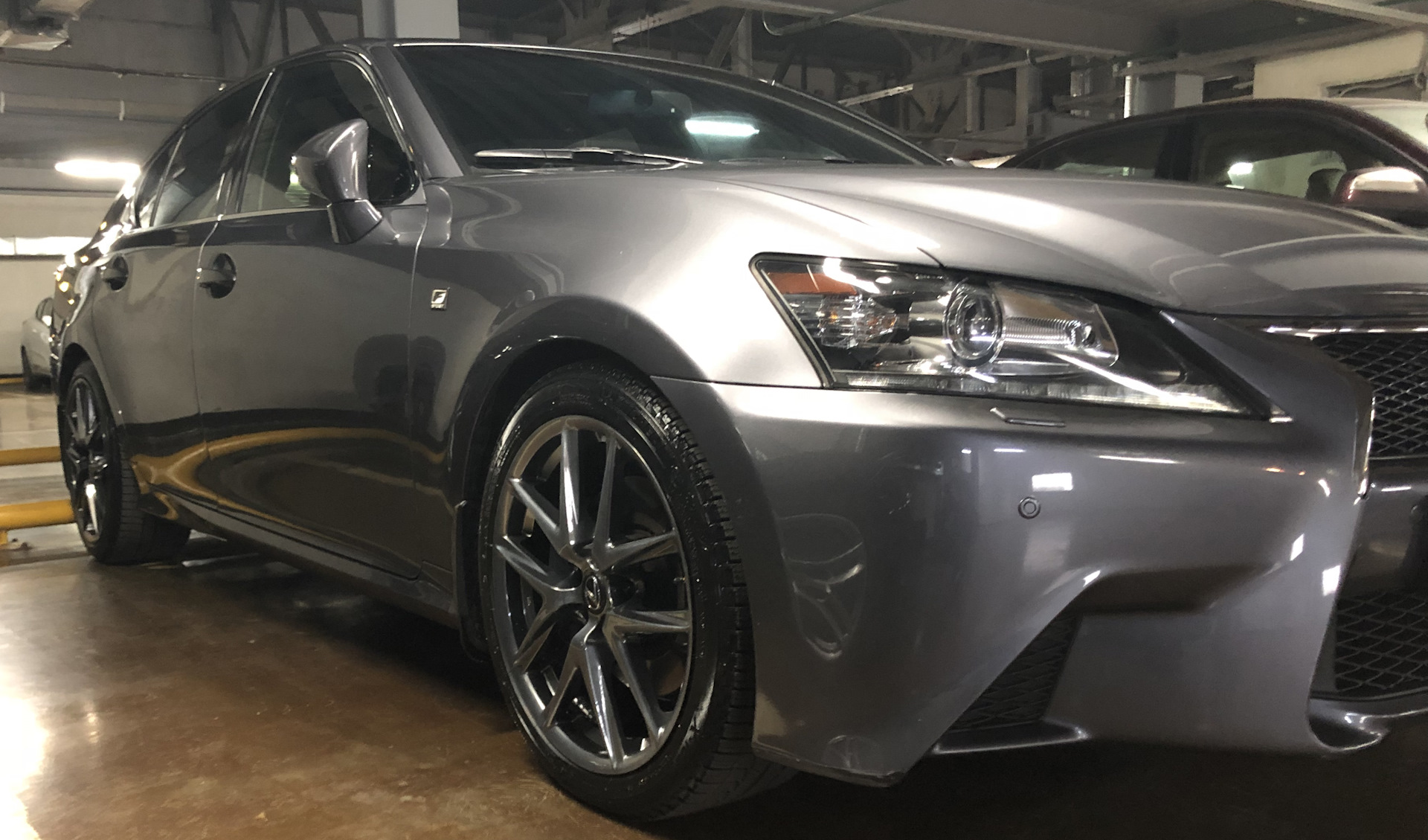 Lexus gs f диски. Колеса лексус gs350. Gs 350 f-sport r20. Lexus rc f 2015. Диски r 19 f sport lexus is.