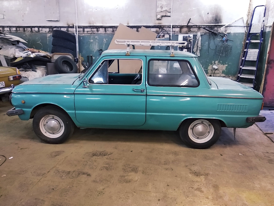 код краски заз вида. mgAAAgHFqeA 960. код краски заз вида фото. код краски заз вида-mgAAAgHFqeA 960. картинка код краски заз вида. картинка mgAAAgHFqeA 960. Тема старая, но не полностью открытая для владельцев ланосов украинской сборки.Уже как 1.5 года владею ланосом украинской сборки, но информации какой код краски у моей машины не мог найти и тем более подобрать, даже создавал запись в БЖ, " помогите подобрать фарбу ". Как-то все сложно с этим, так и не получилось подобрать, даже на сайте ЗАЗ вводил свой вин-код, выдавало цвет — зеленый, хоть на этом спасибо. На ланосах польской сборки код краски не составляет труда узнать и подобрать, есть всем доступная таблица, по корейцам не скажу, думаю коды красок те же, что и на польских, поправьте если ошибаюсь.