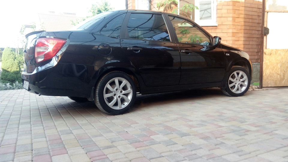 Диски от Лады Гранты Лифтбек люкс — Lada Гранта, 1,6 л, 2016 года ...