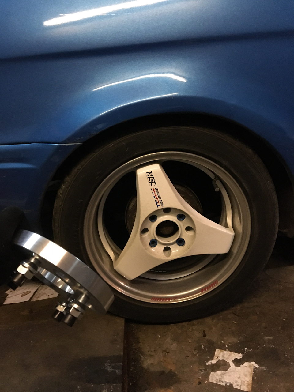 Почему на Е70 жрет резину снаружи спереди? — Сообщество «BMW X Club» на ...