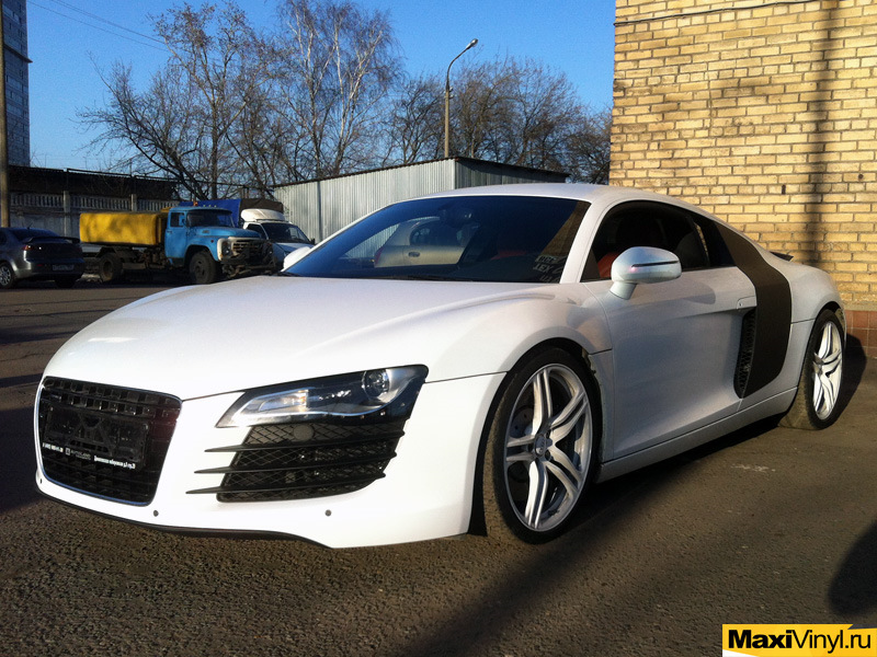 Audi r8 White