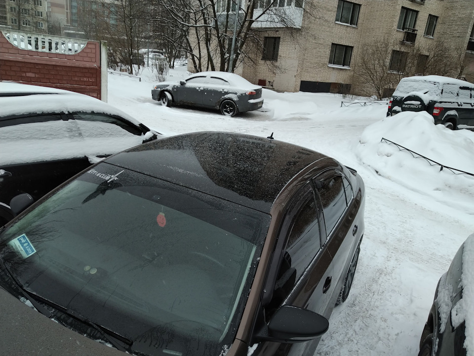 Черная крыша — Volkswagen Jetta VI, 1,4 л, 2012 года | другое | DRIVE2