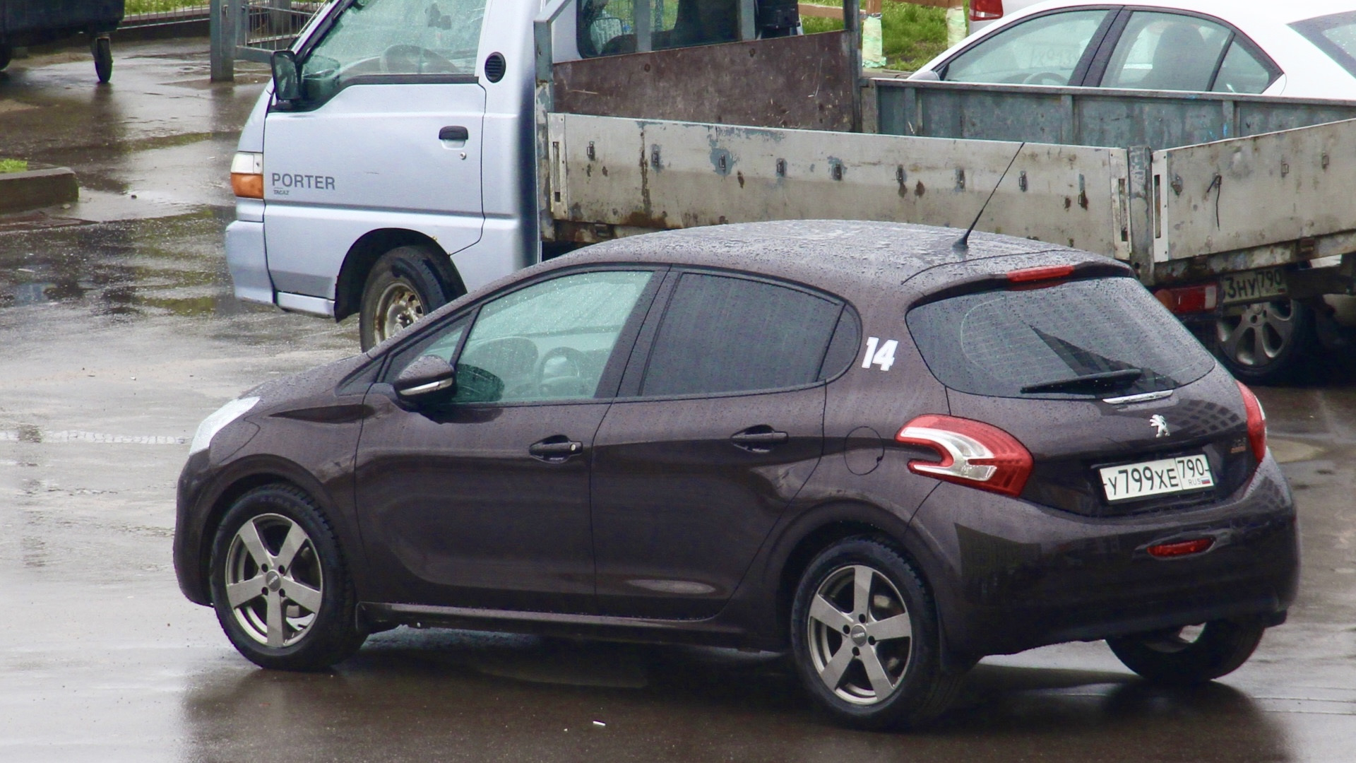 Peugeot 208 (1G) 1.6 бензиновый 2013 | •beddov14• на DRIVE2