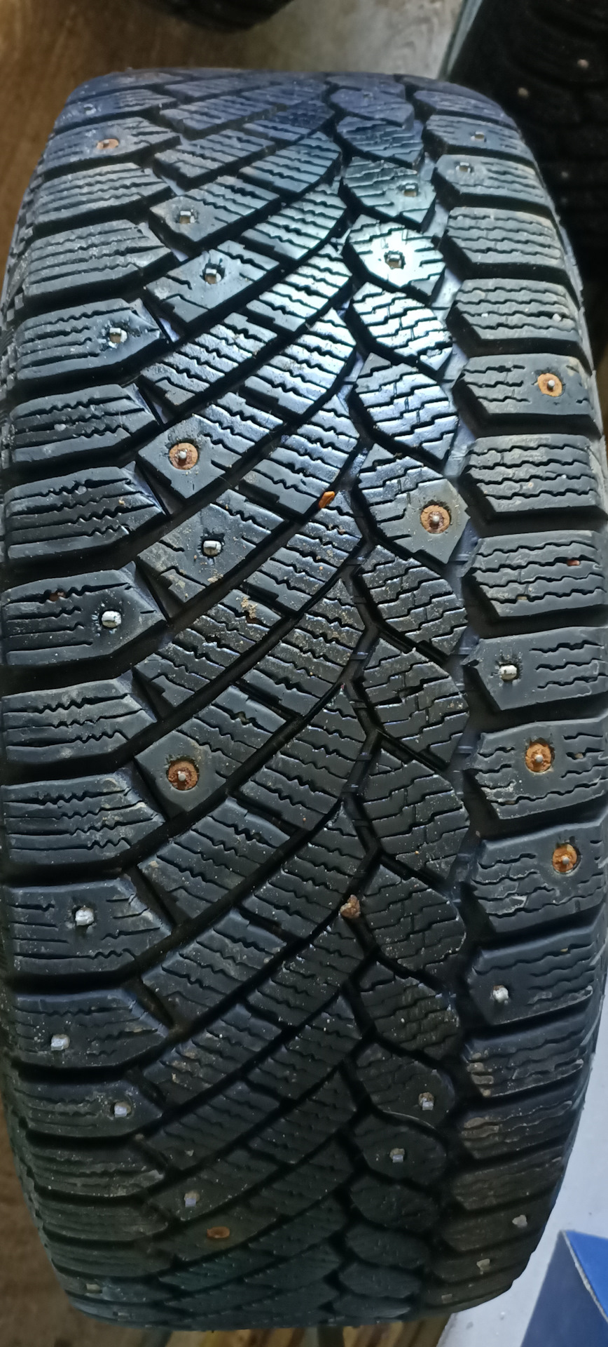 Что с ремонтными шипами не так? — Toyota Camry (XV50), 2,5 л, 2012 года ...