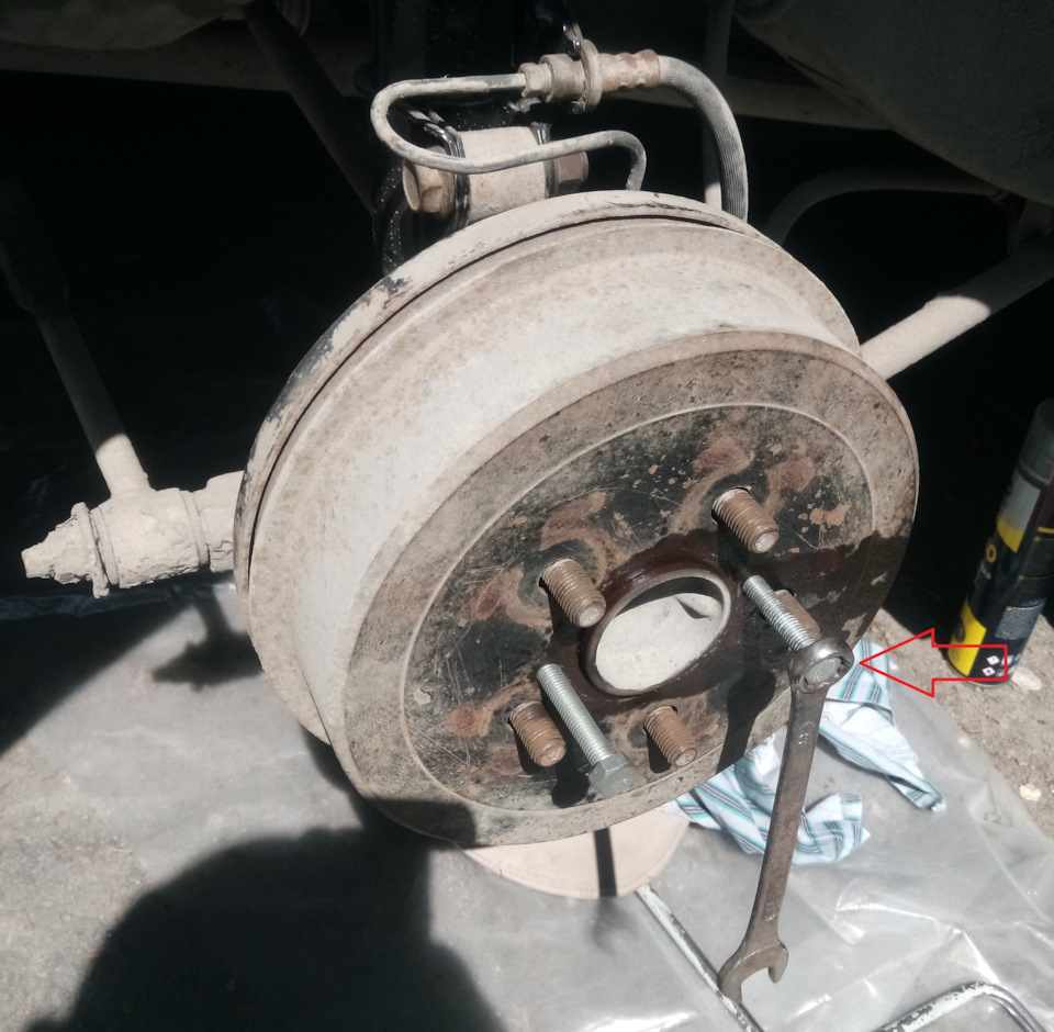 Холостой ход у педали тормоза — Toyota Corona Premio (T210), 1,8 л ...