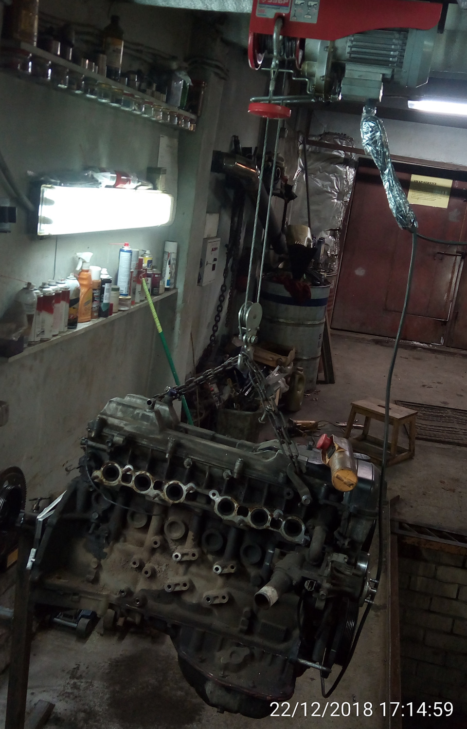 Самодельный кантователь двигателя оригинальной конструкции. — DRIVE2