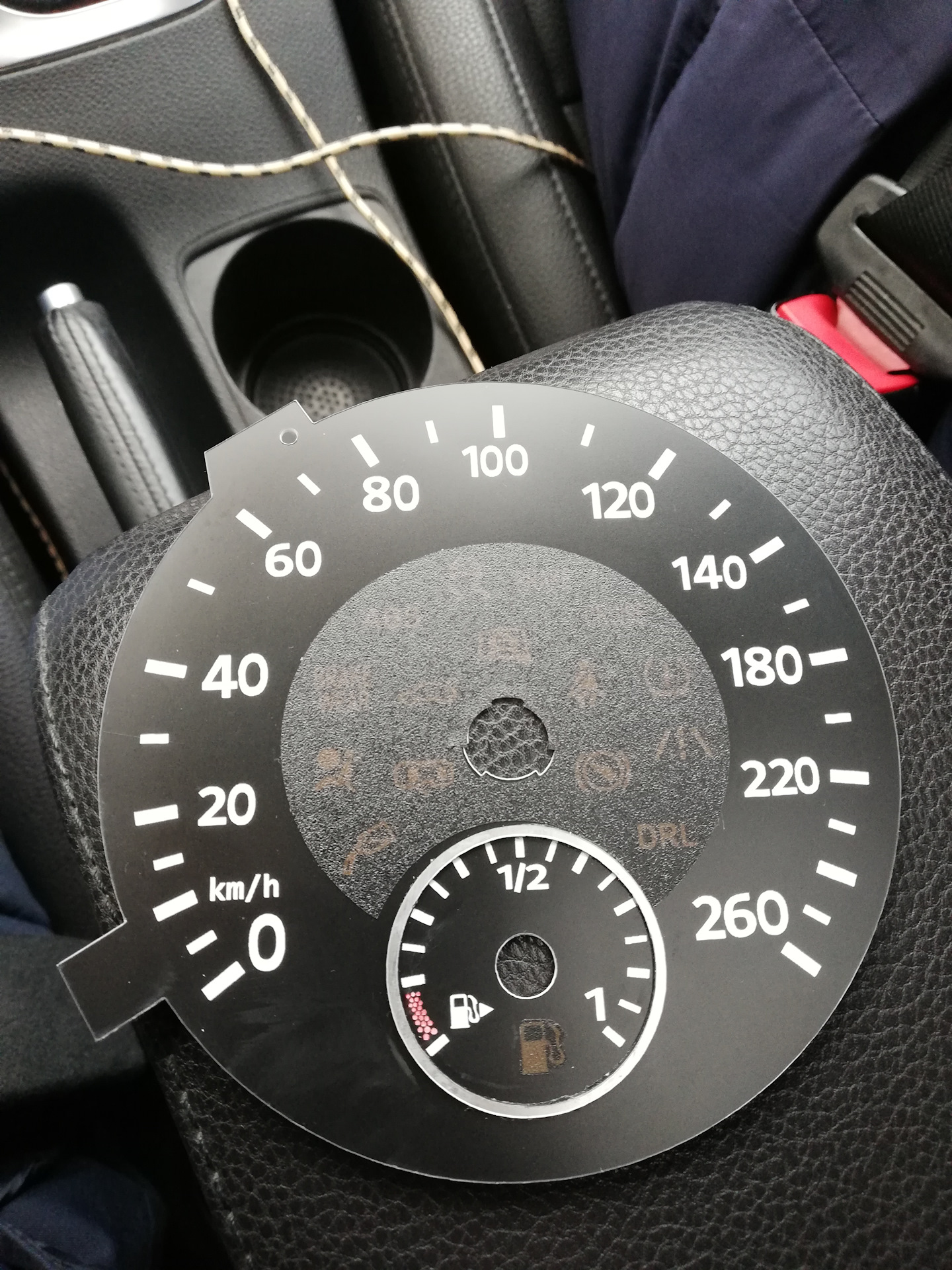 Rs6 300 km/h. Km h d. 240km/h. Malibu spedametri km/h. спидометр g30 250 разгон.