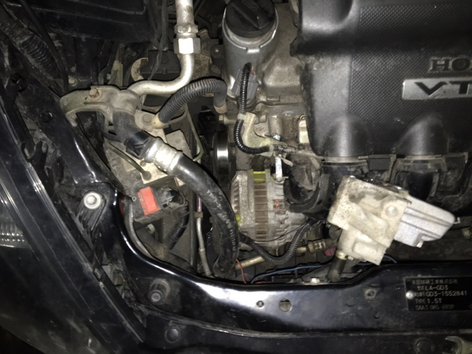 Как снять генератор мотора хонда фит 2003