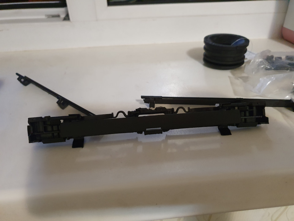 Замена масла, покраска молдингов крыши, заглушки для молдингов — Opel ...