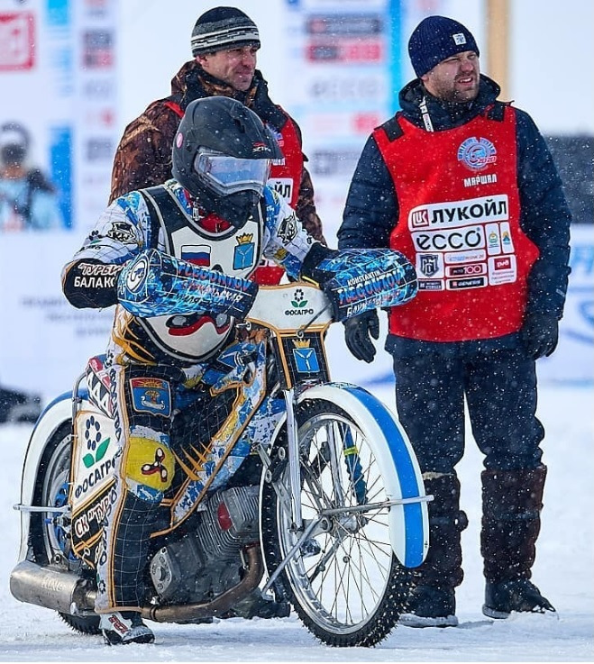 Фото в бортжурнале Nissan March (K12)