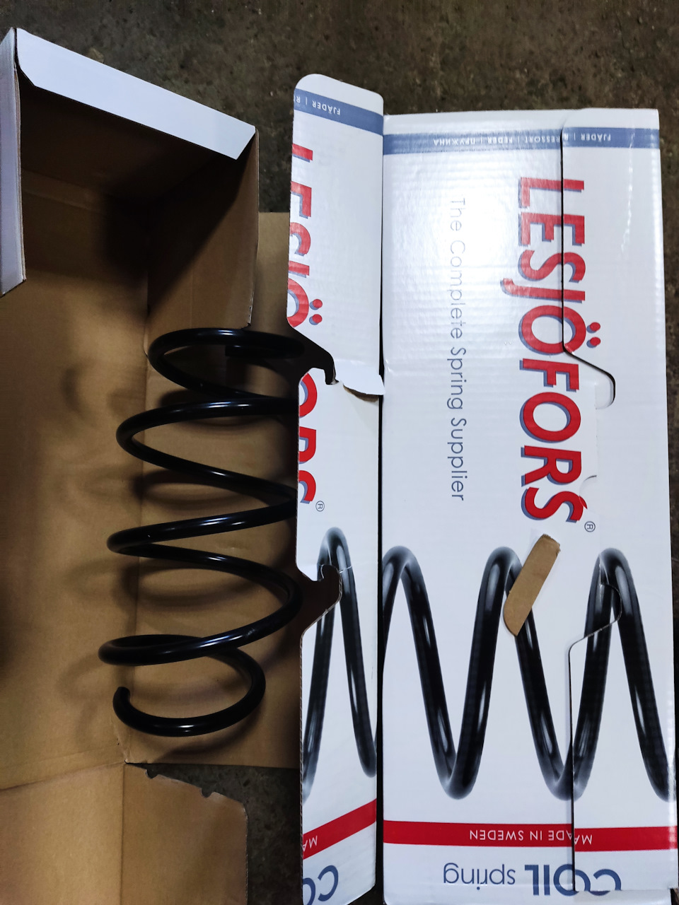 Замена передних пружин — Renault Scenic III, 1,5 л, 2009 года | поломка ...