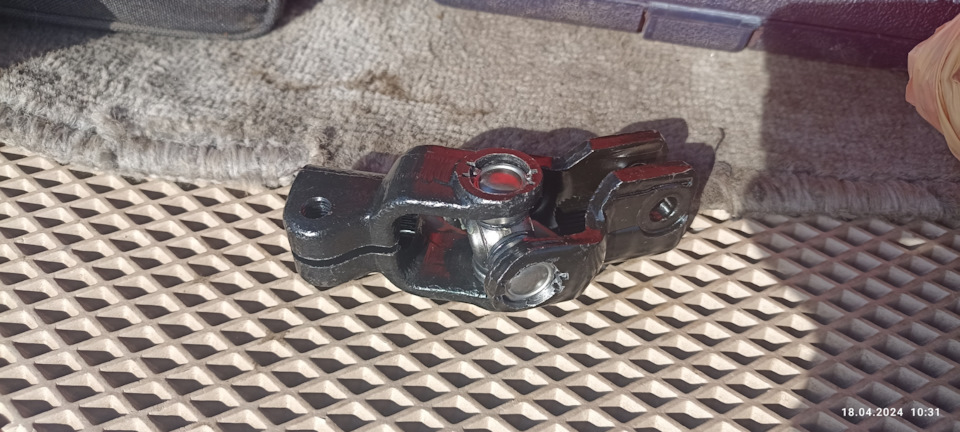 Туго крутится руль. [решено] — Infiniti FX (1G), 3,5 л, 2005 года ...