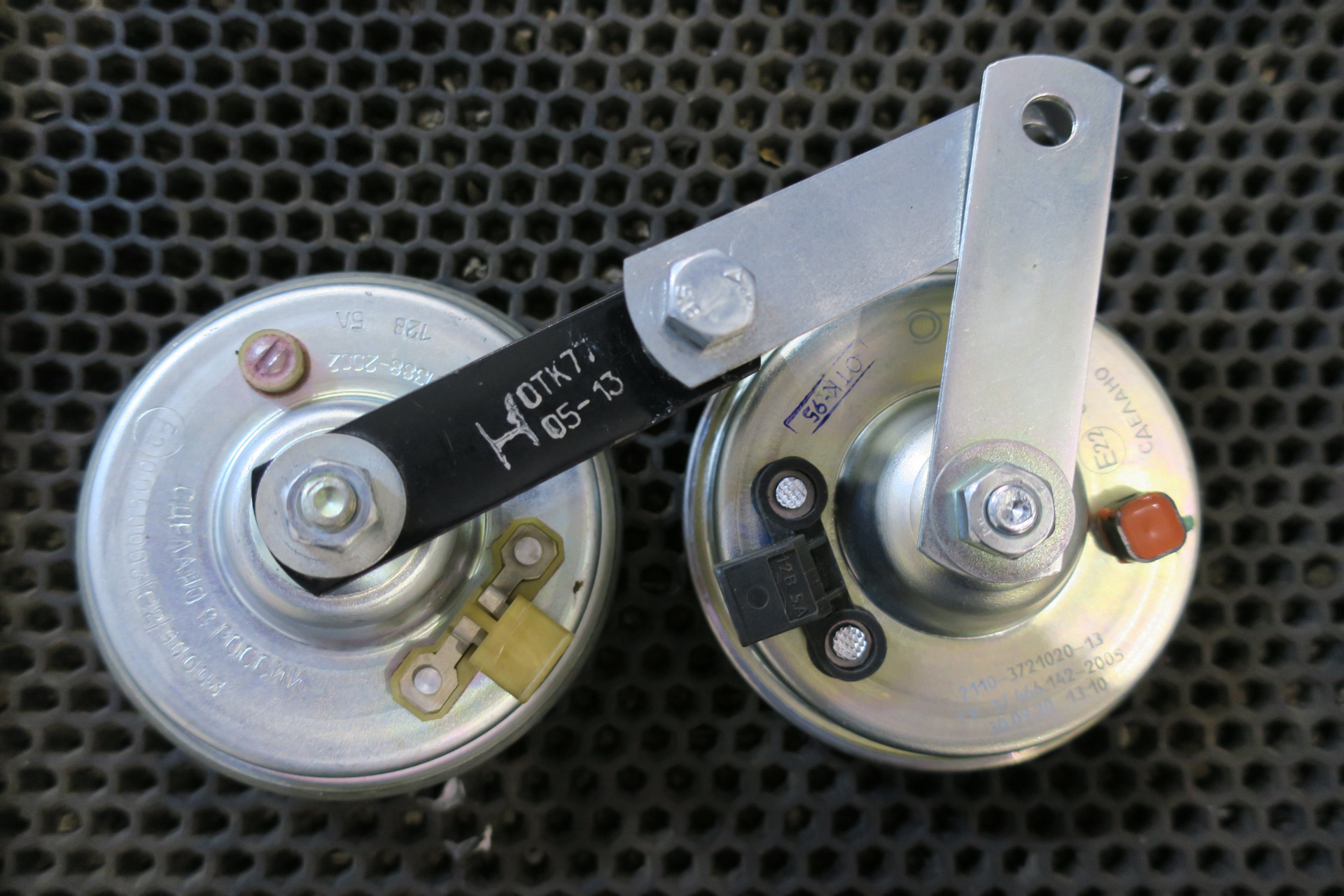 Лечим сигнал Весты. Часть 2. — Lada Vesta SW Cross (1G), 1,6 л, 2020 ...