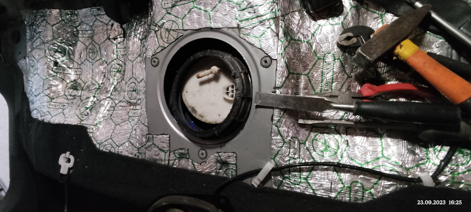 Замена прокладки крышки топливного фильтра, и надежда на хорошее ...