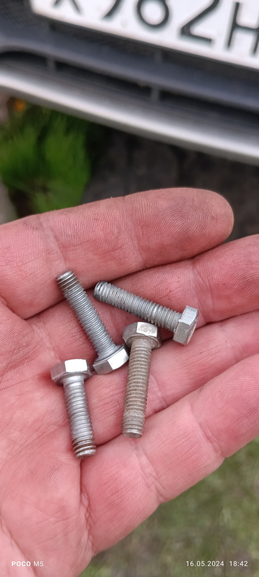 Заменил все болты на это — Lada Гранта Лифтбек (2G)