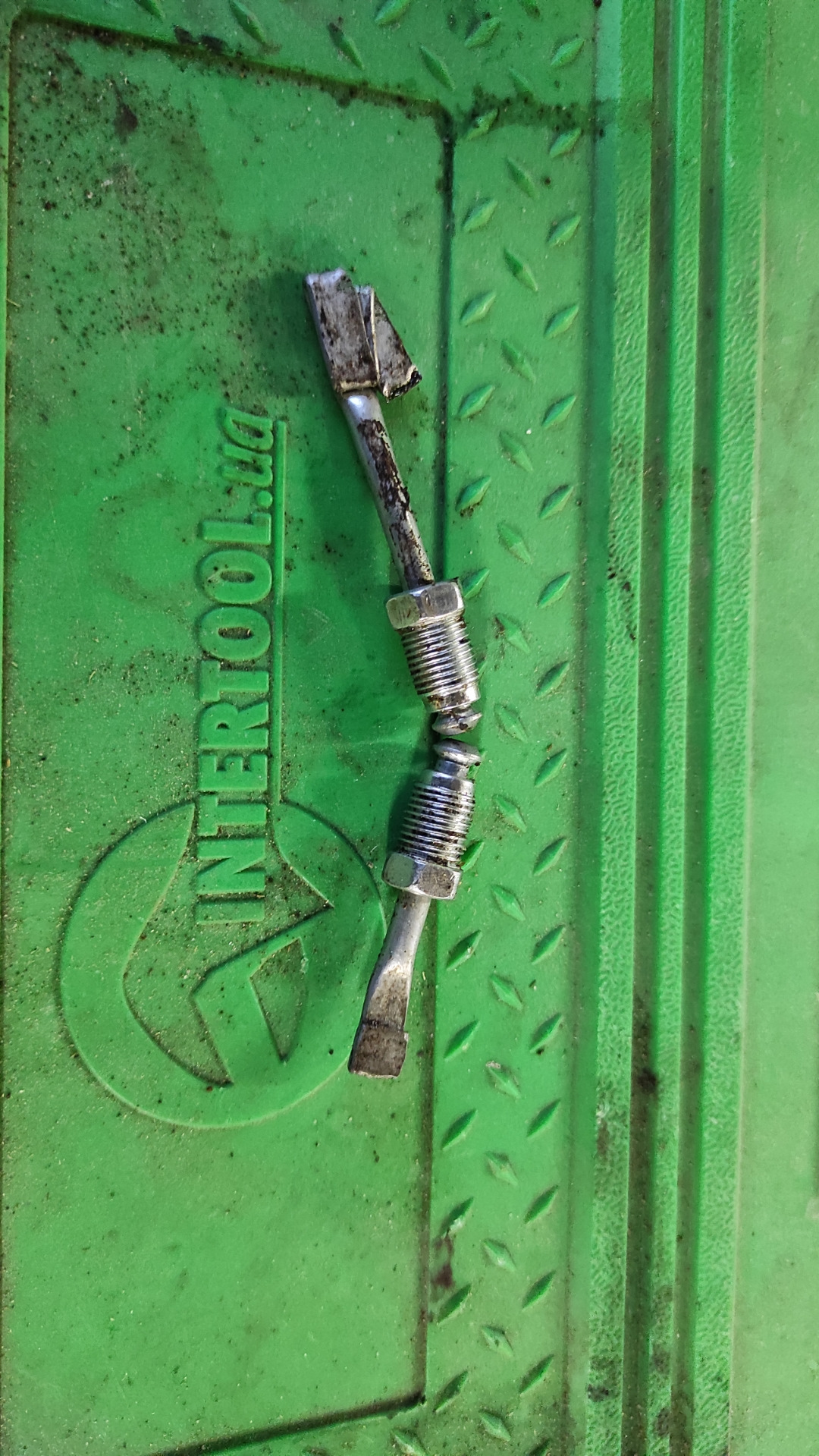 Задняя балка финал, или гайд как поменять балку на коленях за 3 часа ...