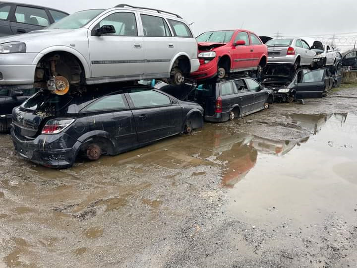 Местная авторазборка в Гамбурге — Сообщество «Брошенные Машины» на DRIVE2