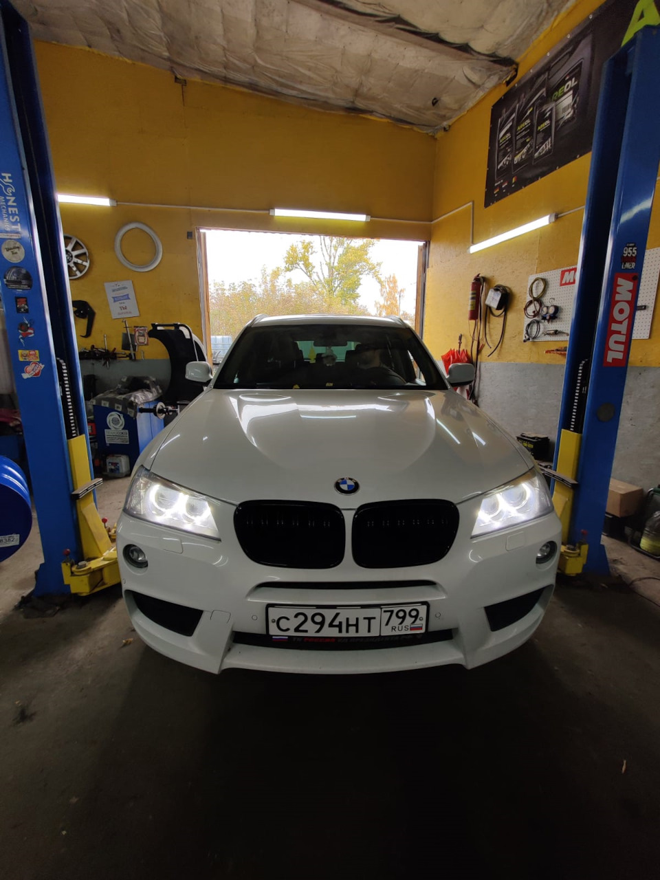 Фото в бортжурнале BMW X3 (F25)
