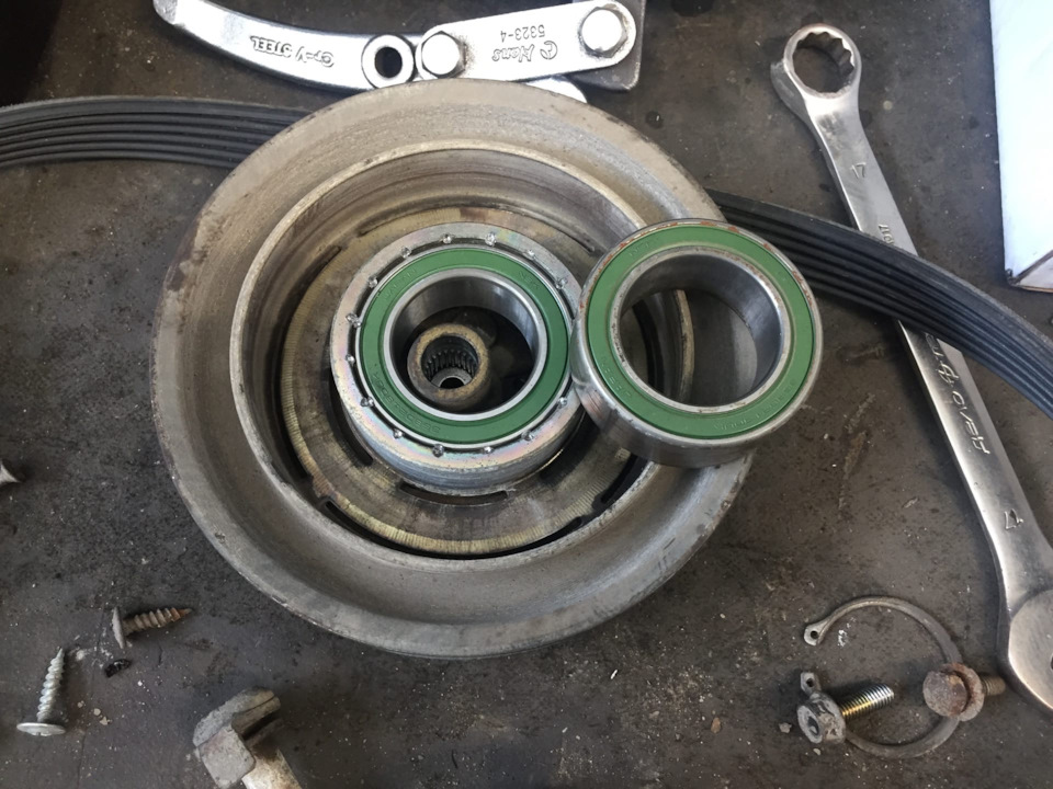 Замена подшипника в муфте компрессора кондиционера автомобиля Nissan ...