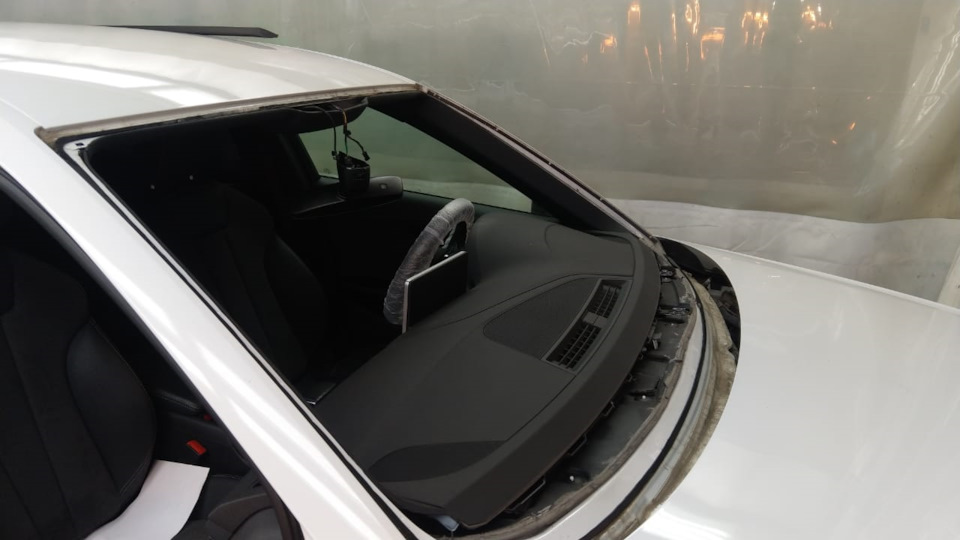 1 — Audi A4 (B9)
