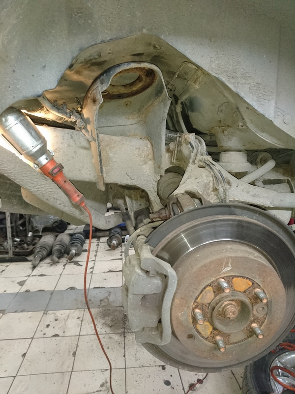 Фото в бортжурнале Land Rover Discovery III