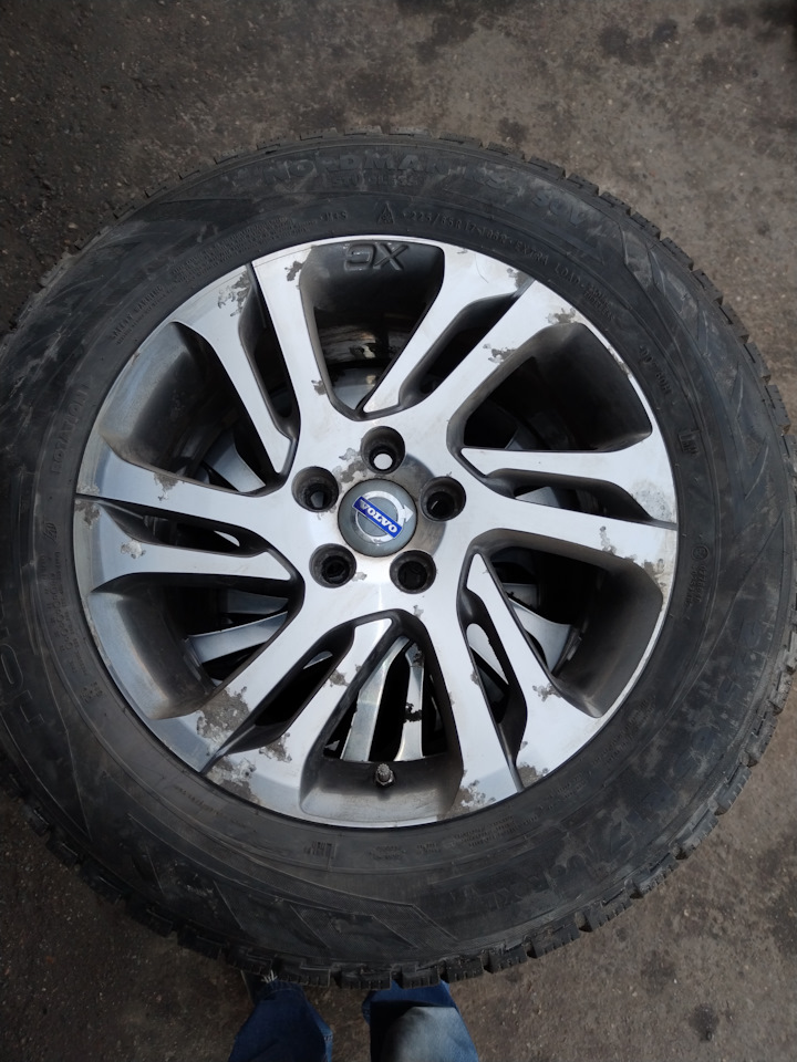 Шины зимние нешипованные Nokian 225/65 R17, литые диски Borbet 7,5Jx17 ...