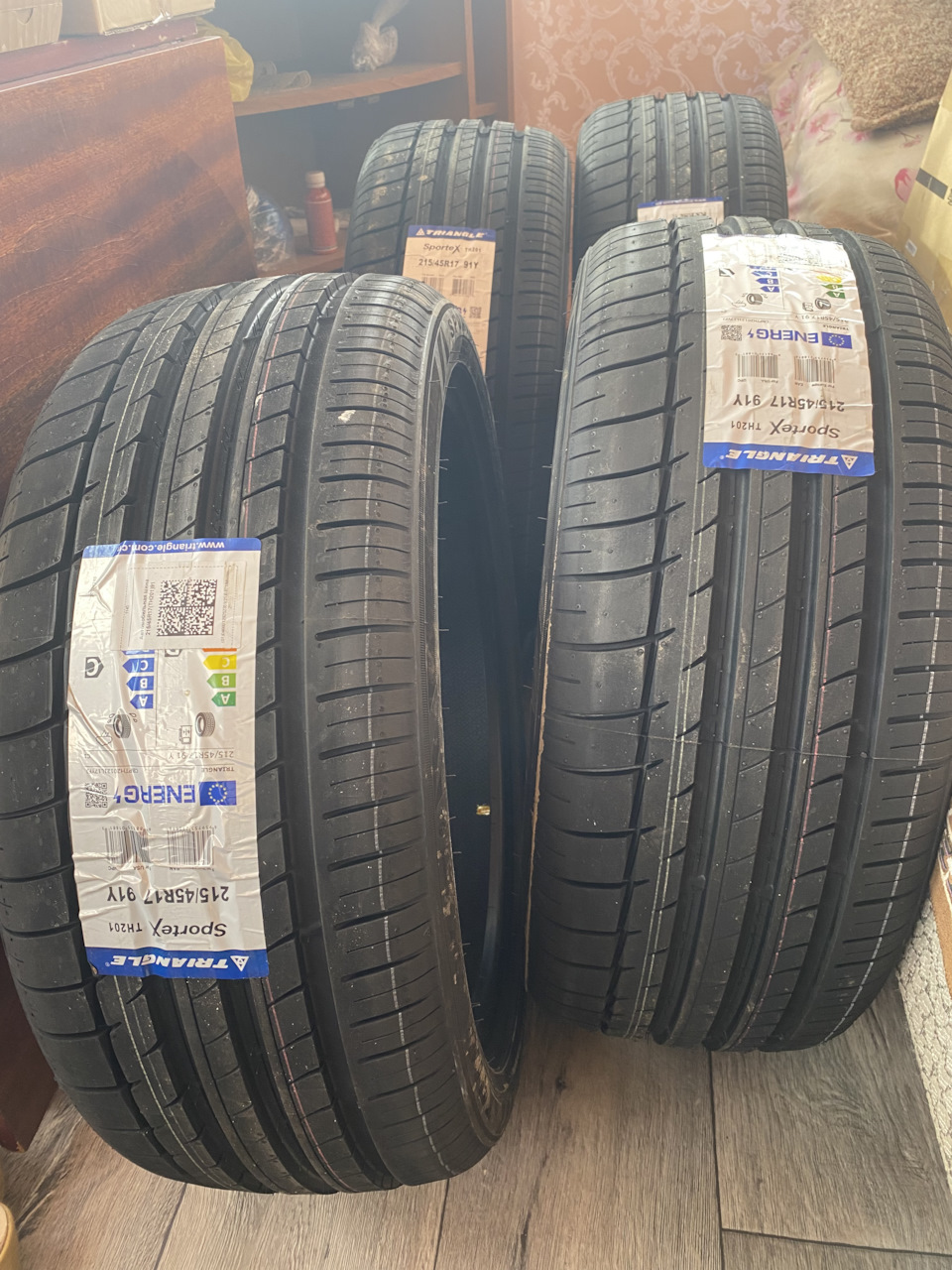 215 45 r17. Imperial ECOSPORT 2 235/35 r19. Империал Экоспорт 2 235 40 17. Автомобильная шина Imperial ECOSPORT 235/50 r18 97w летняя. Автомобильная шина Imperial ECOSPORT 205/55 r17 95w летняя.