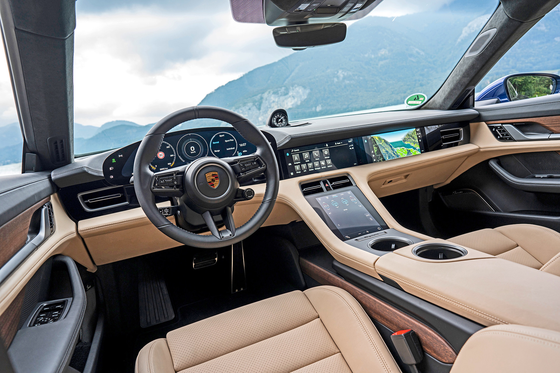 Porsche 911 Turbo s 2020 Interior