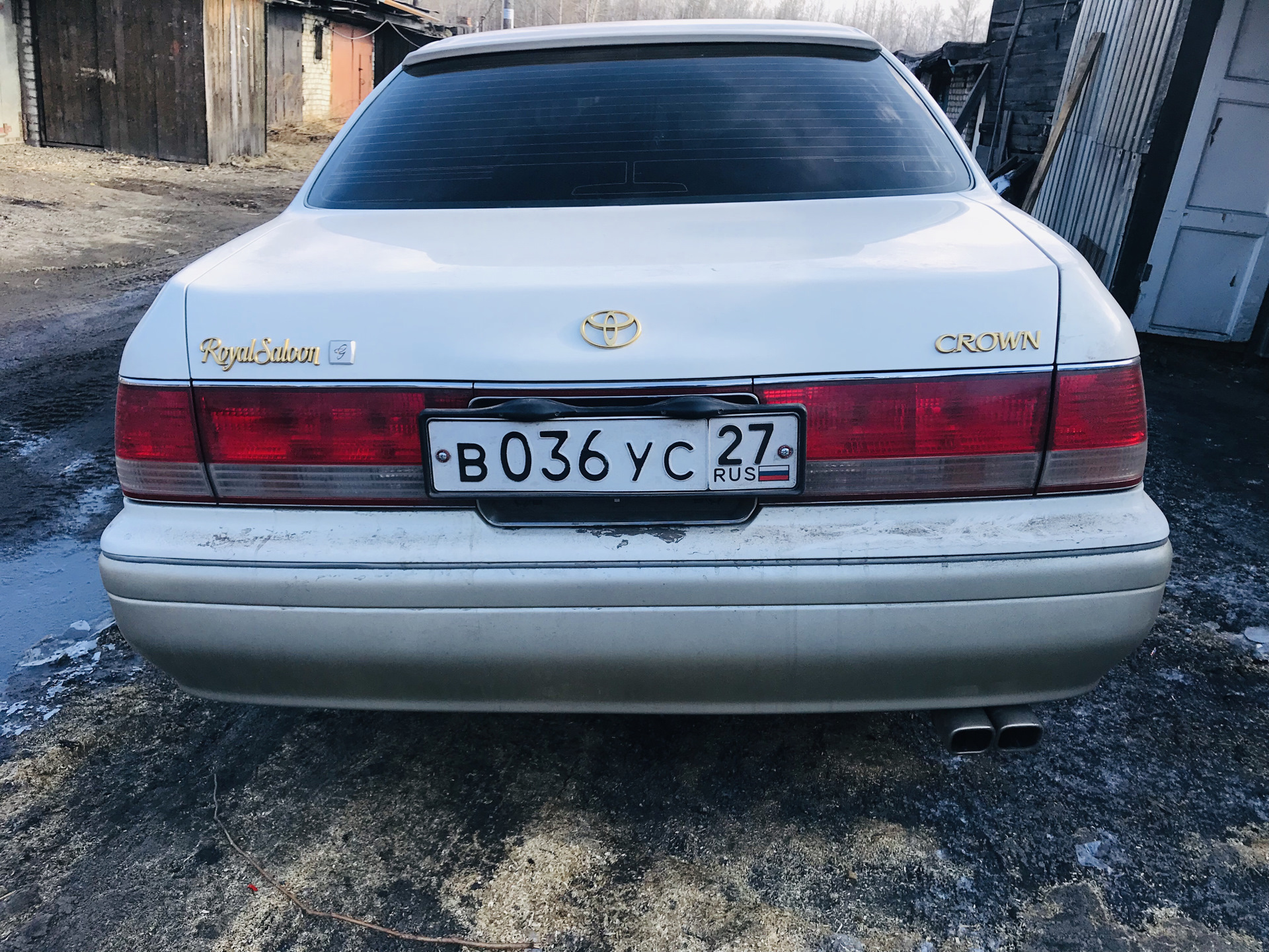 Покраска шильдиков в золото . — Toyota Crown (S150), 3 л, 1998 года |  аксессуары | DRIVE2