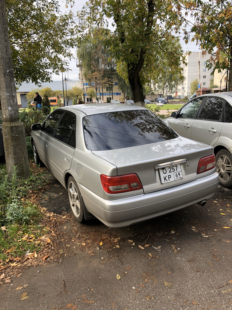 Прямоугольный номер, новая камера заднего вида — Toyota Carina (7G), 1,5 л,  2000 года | аксессуары | DRIVE2