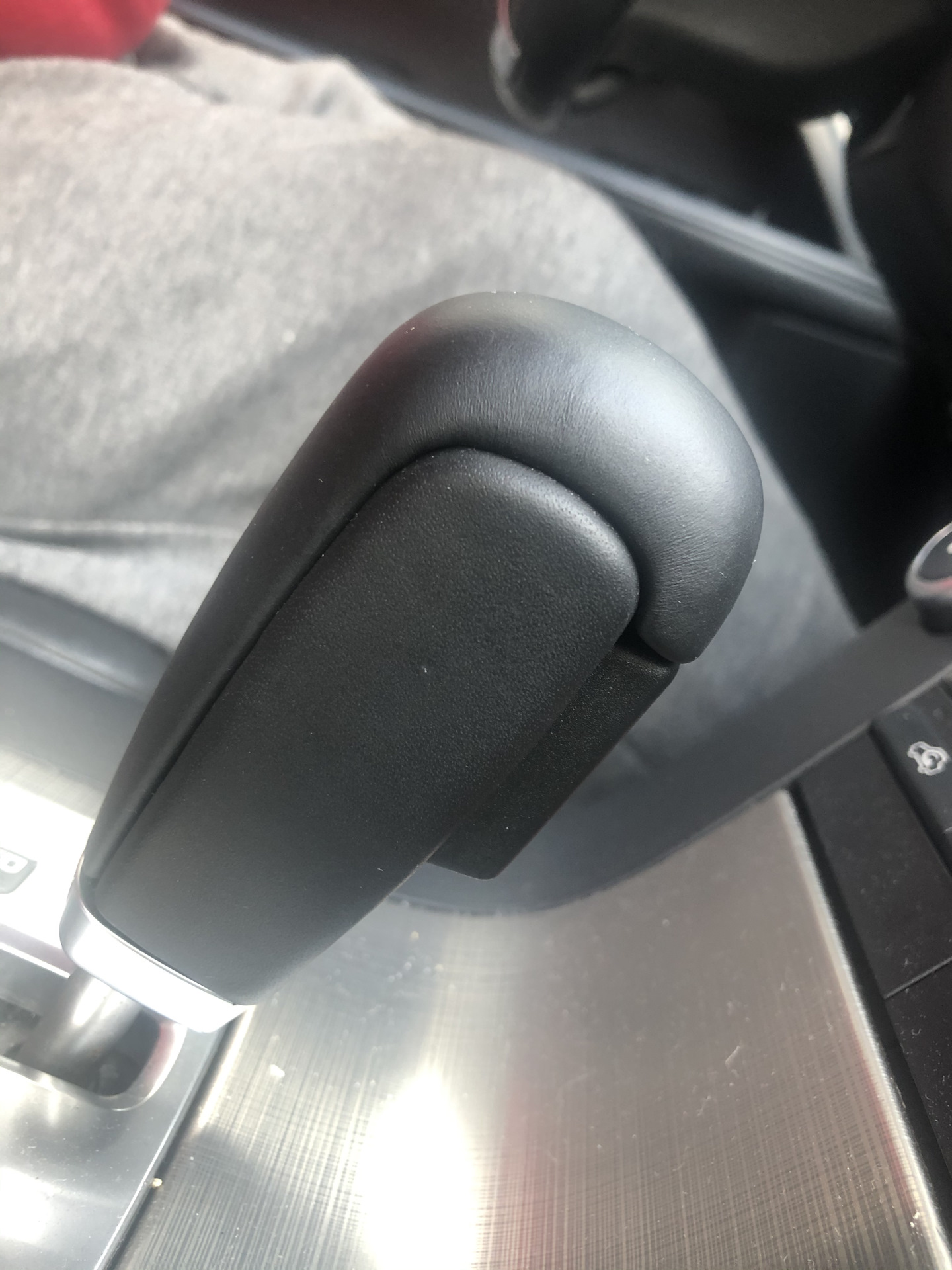 Как снять ручку акпп вольво Замена ручки селектора АКПП на volvo v70 - Volvo V70 III, 2,5 л, 2011 года своим