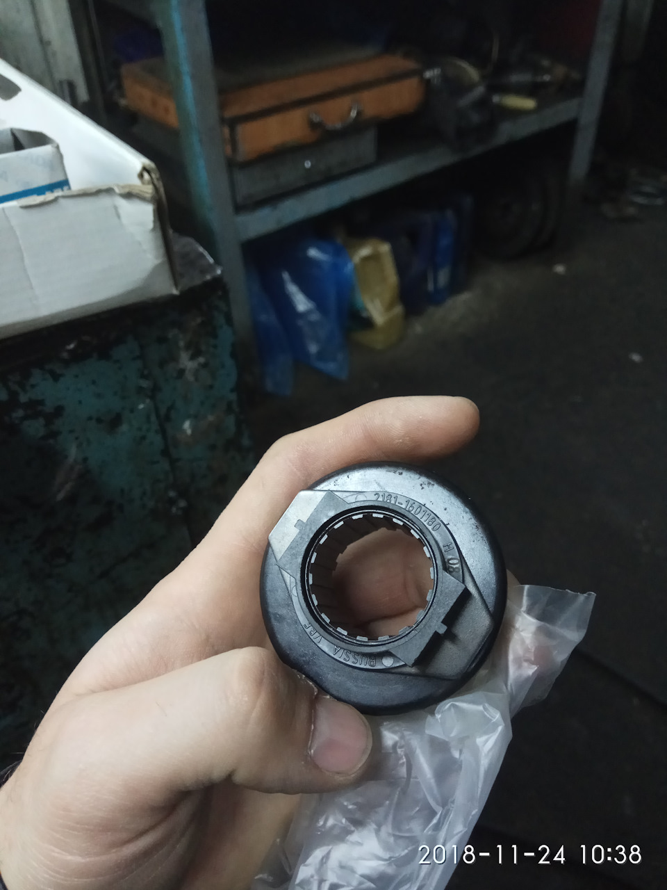 vbf 2181-1601180 — Lada Kalina Cross. Запчасти на фото: 21811601180