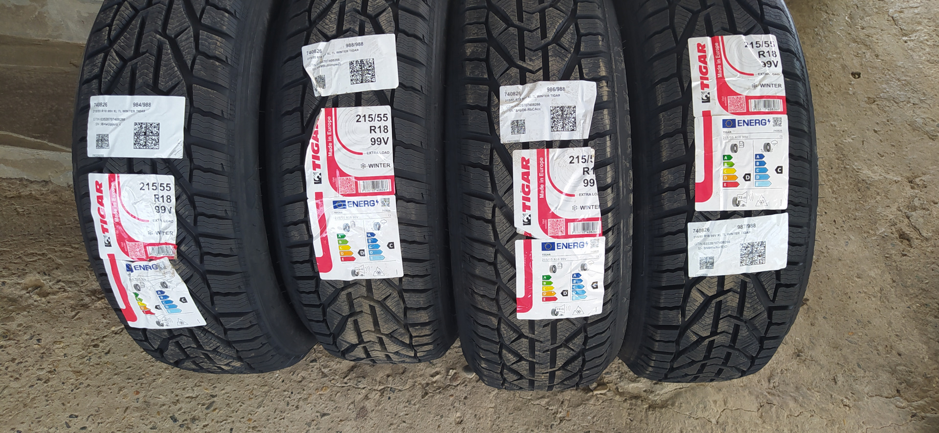 Зимние шины чери тигго 4. Tigar Winter 245/45 r18 100v. Tigar 245/45r18 100v XL Winter. Tigar 235/45r18 98v XL Winter. Тайгер 235/45/18 v 98 Winter XL.