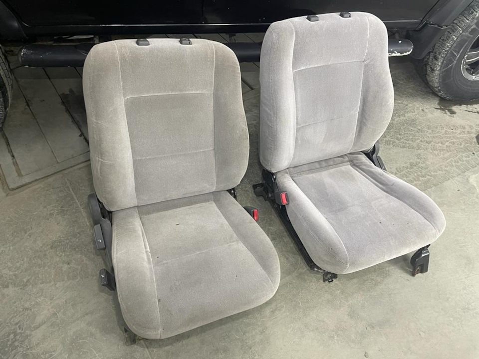 Найдите отличия) — Mitsubishi Montero Sport (1G)