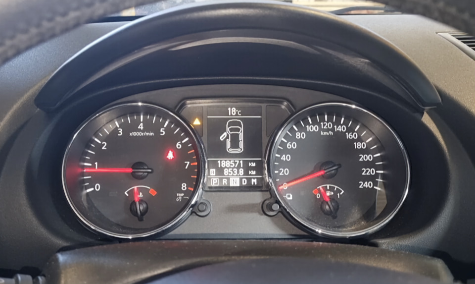 Фото в бортжурнале Nissan Qashqai (1G). Запчасти на фото: 188571